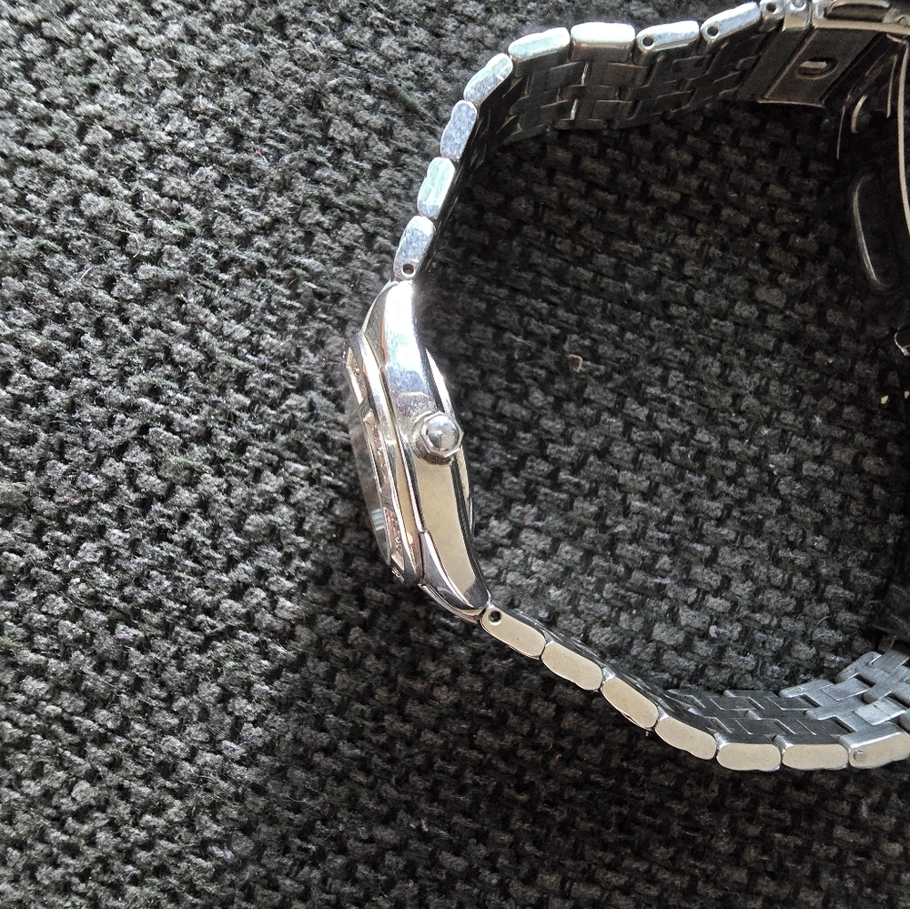 Women's Citizen eco drive watch - Picture 7 of 16